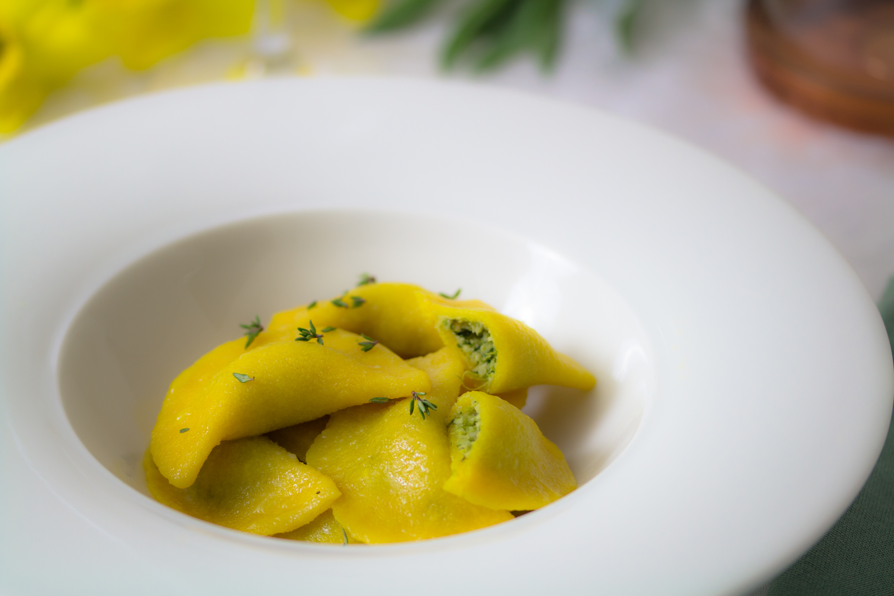 Auguri Pasquali – Mezzelune Alle Erbette Spontanee E Timo Limone
