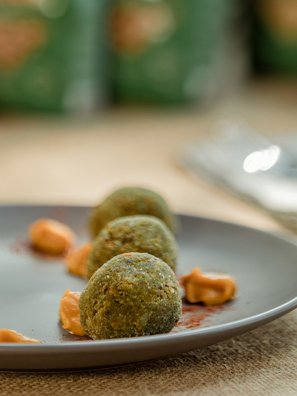 CROCCHETTE CON PESTO AROMATICO E CREMA DI ZUCCA